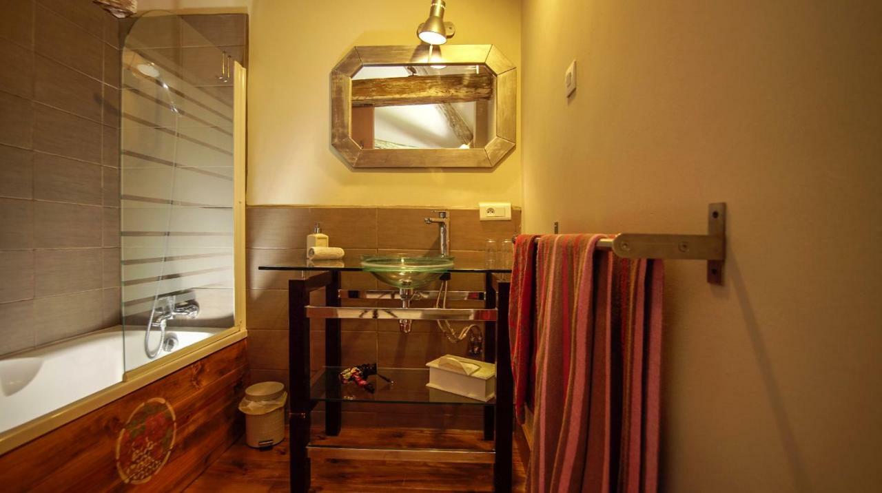 La Part Des Anges Bed & Breakfast Pupillin Exterior photo